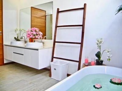 Rawai Beach Private Pool Villa -3 Bedrooms – Photos 3